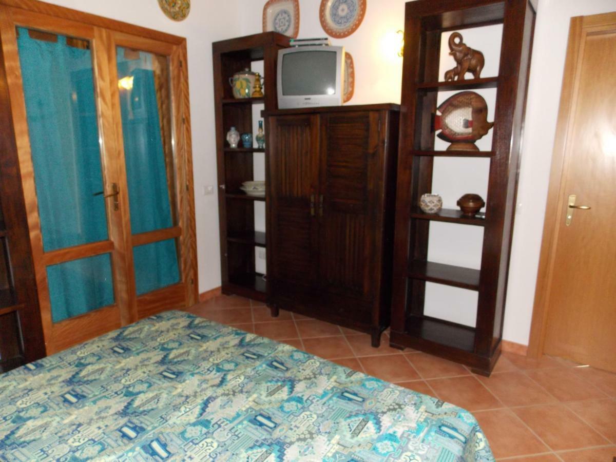 Vista Mare A Makari Holiday home *